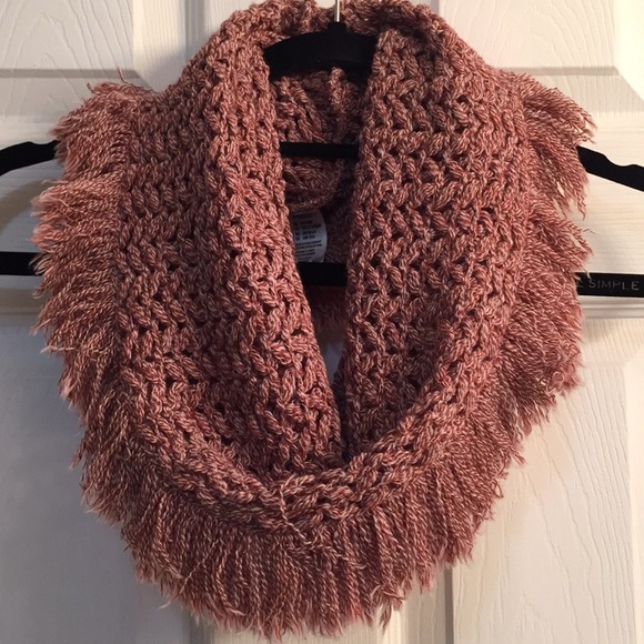 American Eagle Outfitters Scarf - Picture 1 of 2